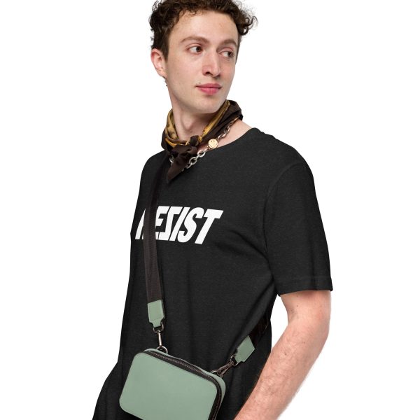 rezist black t-shirt side